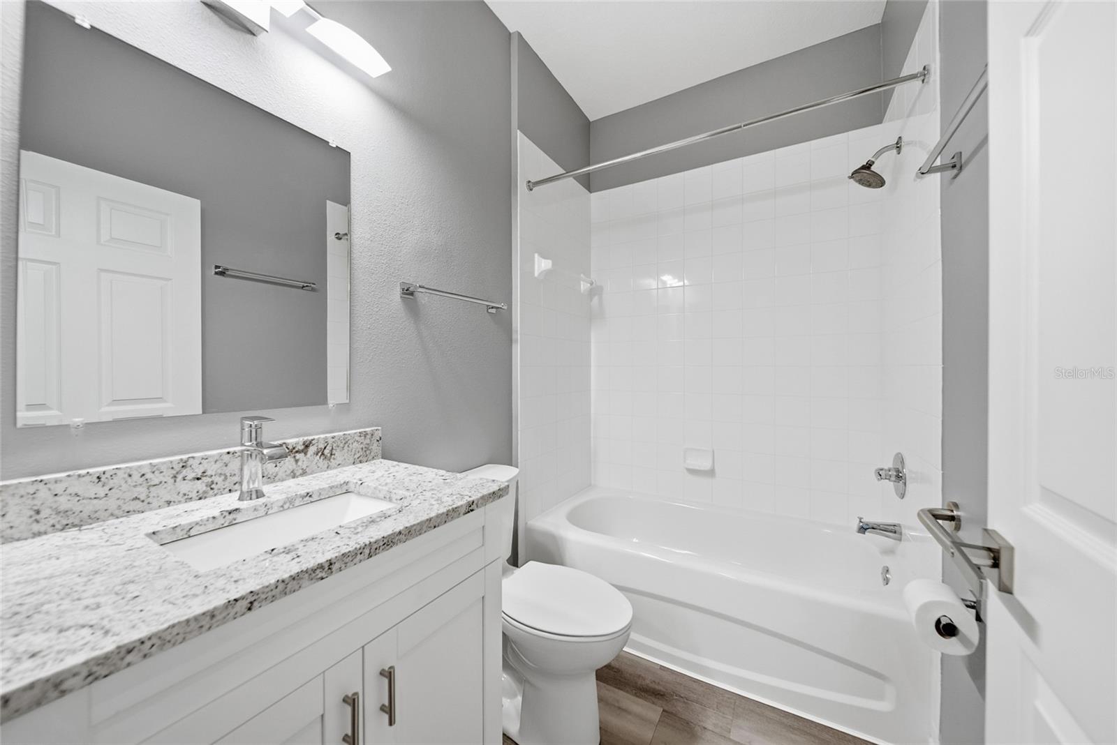 5610 GOLDEN ISLES DR, APOLLO BEACH, FL, 33572