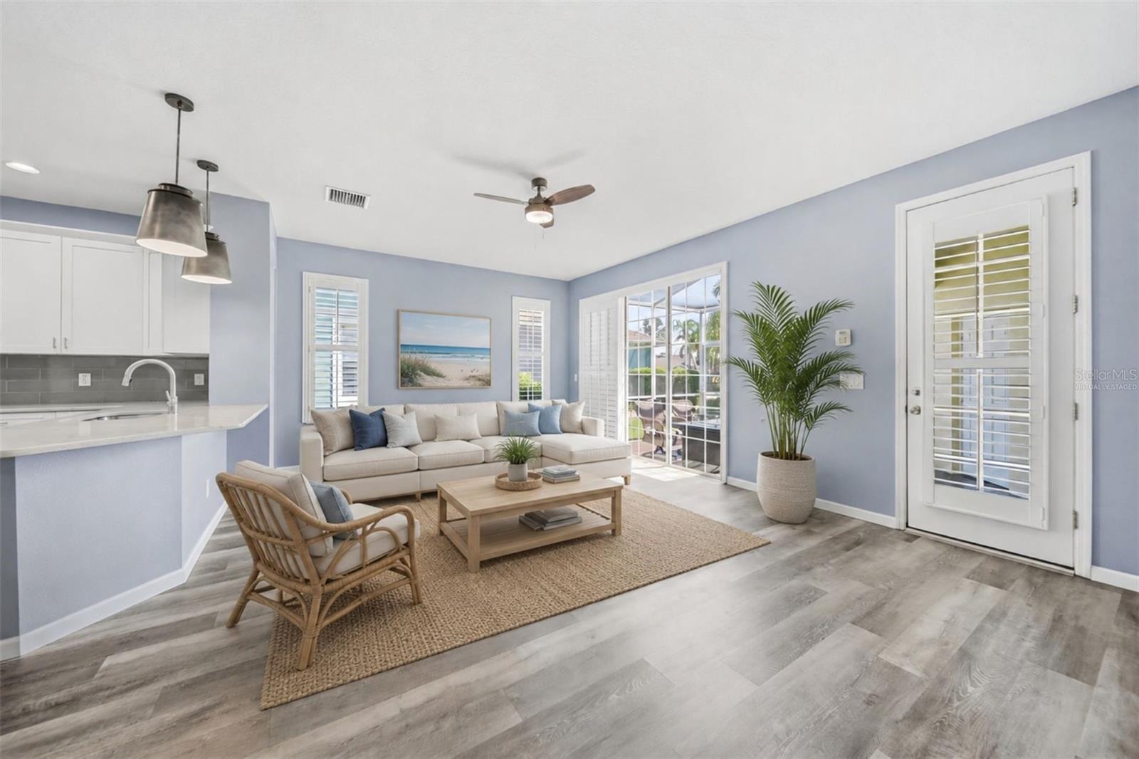 5610 GOLDEN ISLES DR, APOLLO BEACH, FL, 33572