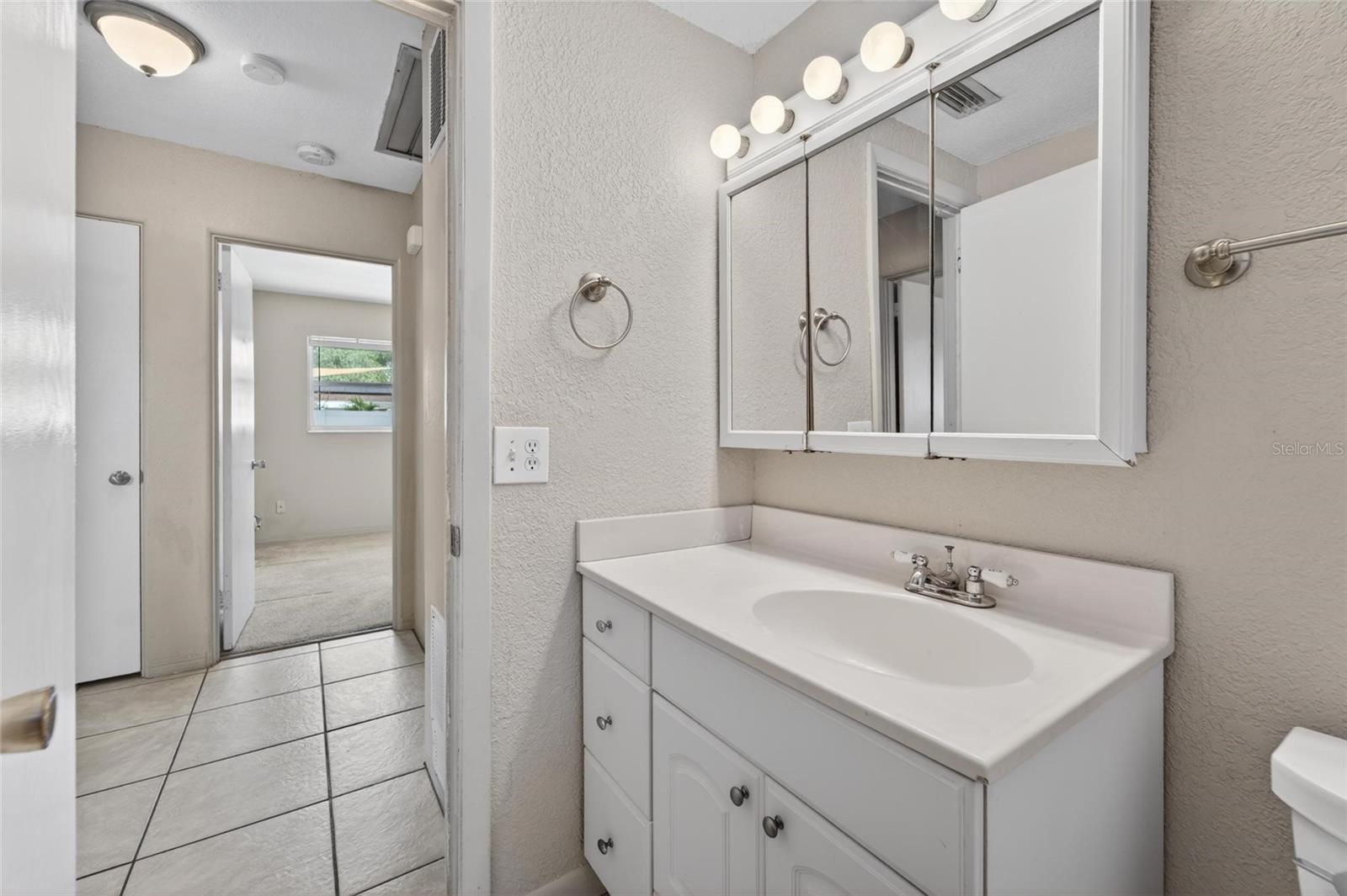 6670 26TH WAY N, ST PETERSBURG, FL, 33703