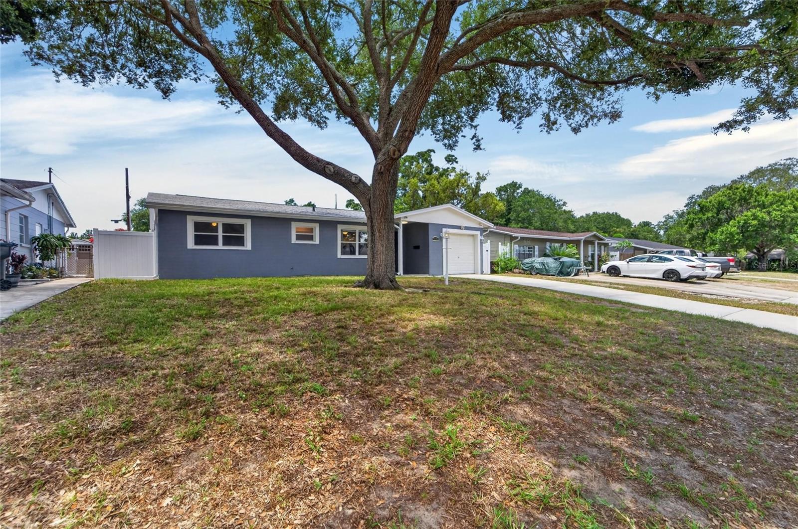 6670 26TH WAY N, ST PETERSBURG, FL, 33703