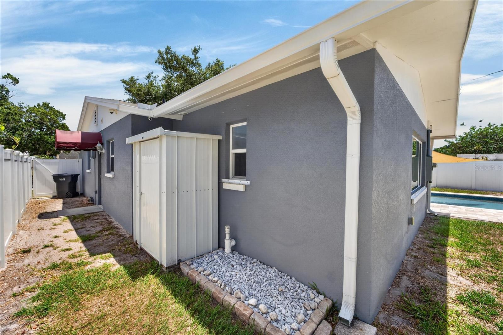 6670 26TH WAY N, ST PETERSBURG, FL, 33703