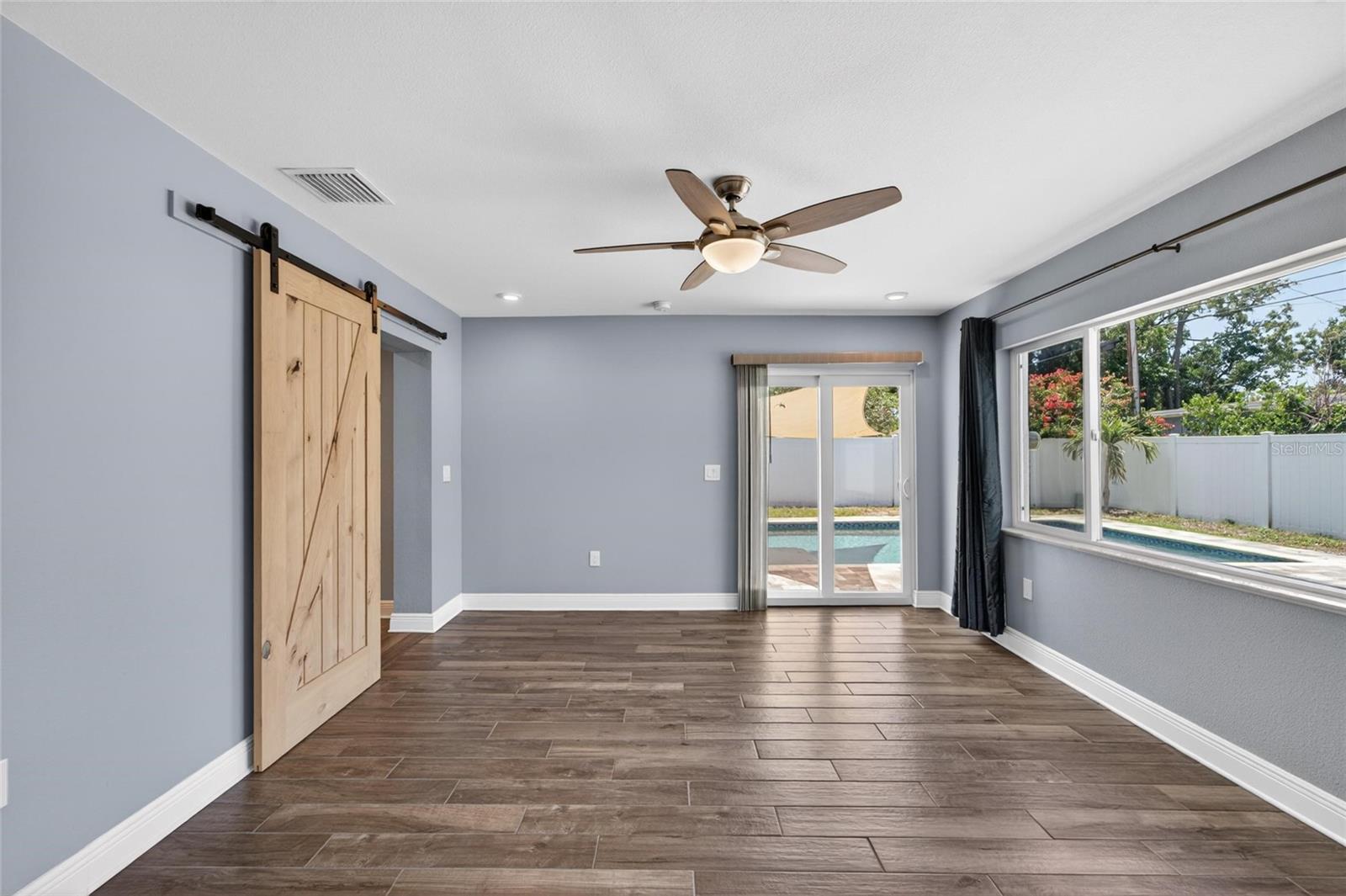 6670 26TH WAY N, ST PETERSBURG, FL, 33703