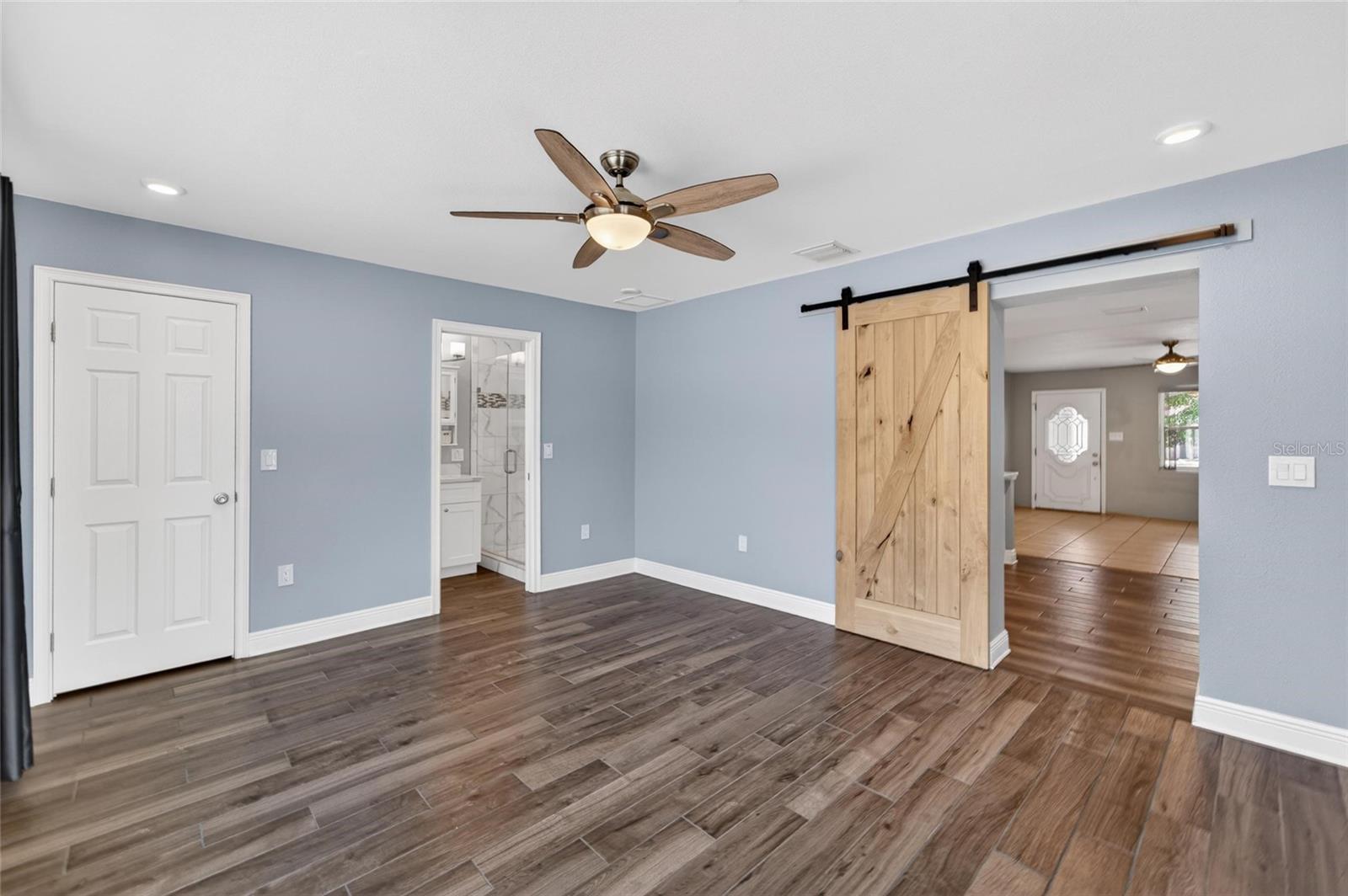 6670 26TH WAY N, ST PETERSBURG, FL, 33703