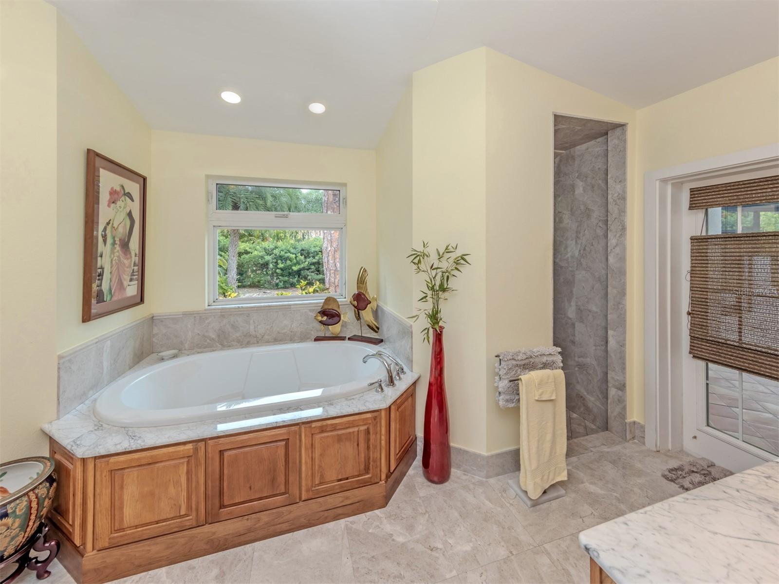 628 GRANADA AVE, VENICE, FL, 34285