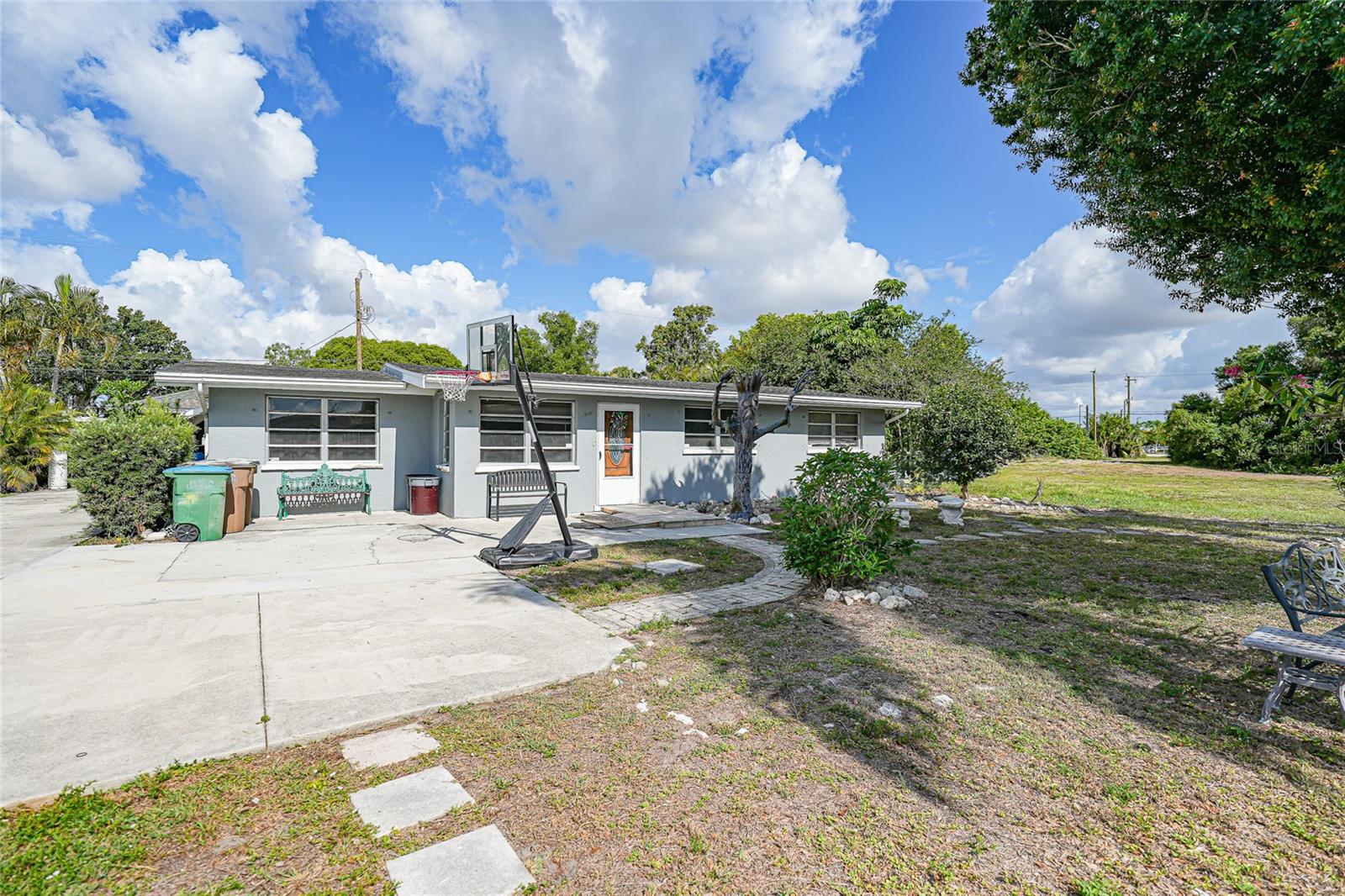 1201 ALABAR LN, CAPE CORAL, FL, 33909