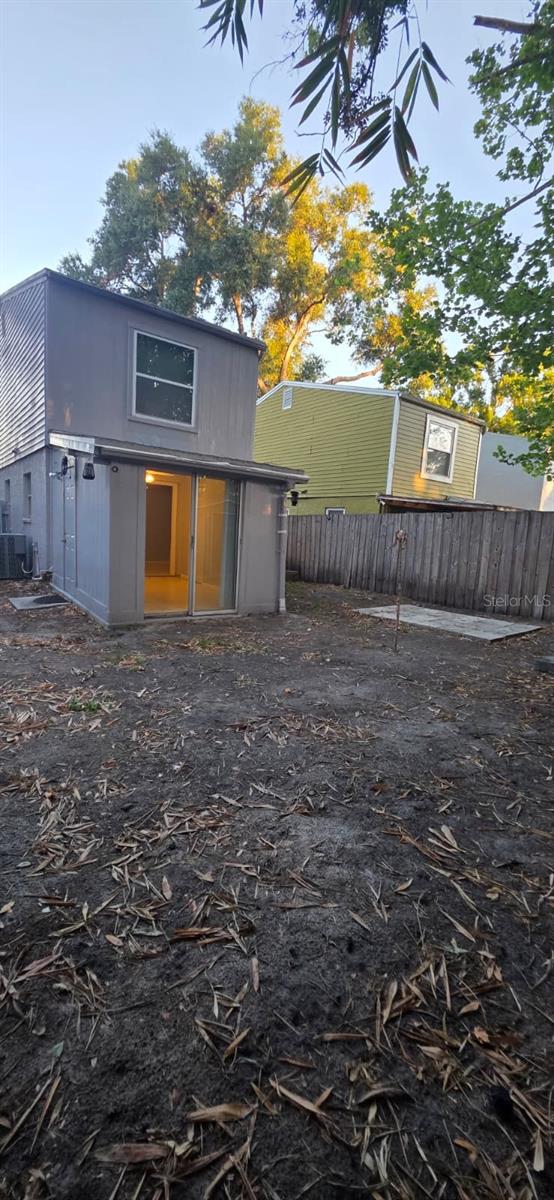 10225 N OJUS DR, TAMPA, FL, 33617