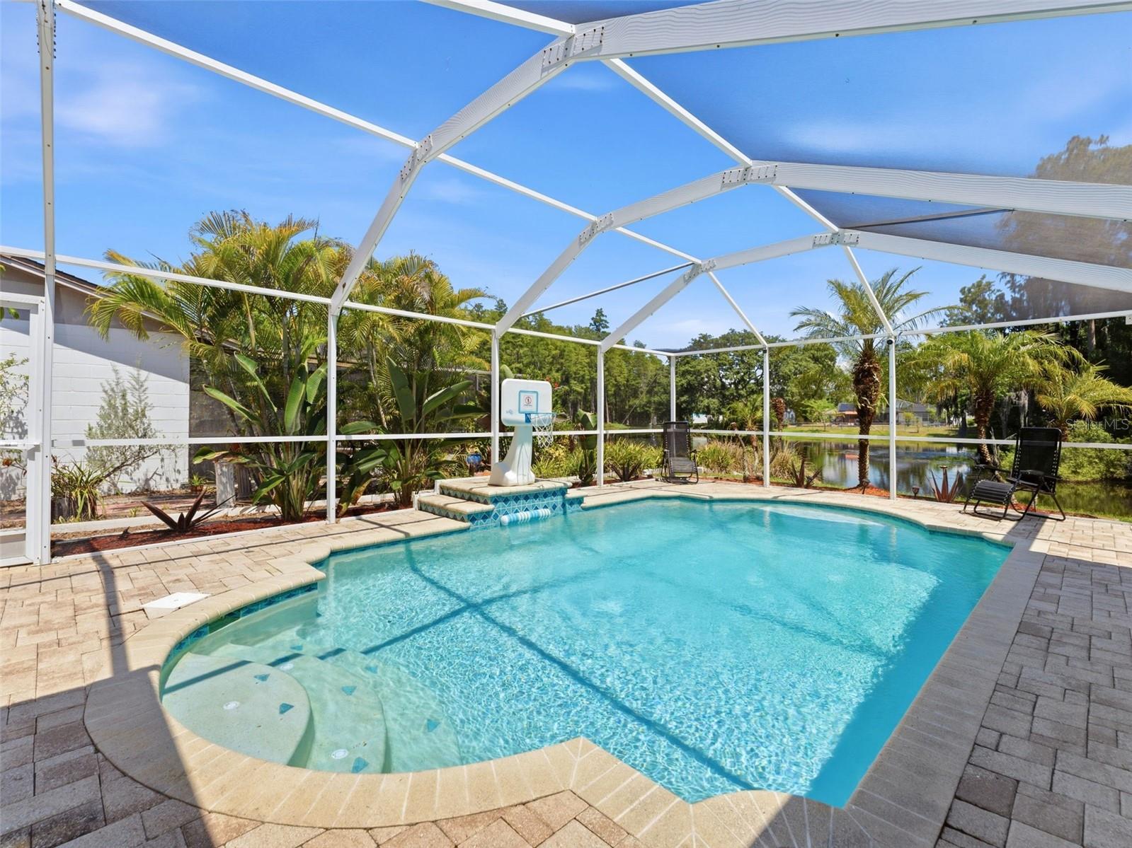 6640 WINDING OAK DR, TAMPA, FL, 33625