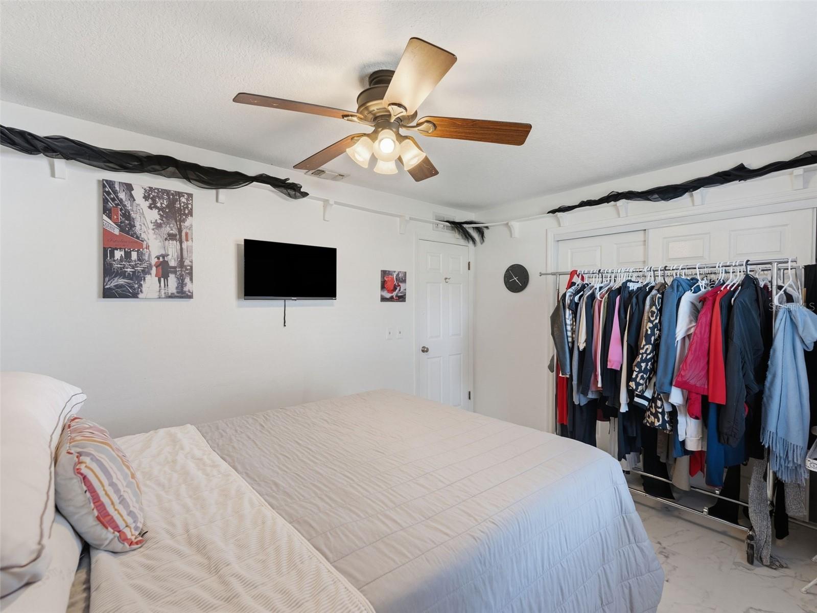 6640 WINDING OAK DR, TAMPA, FL, 33625