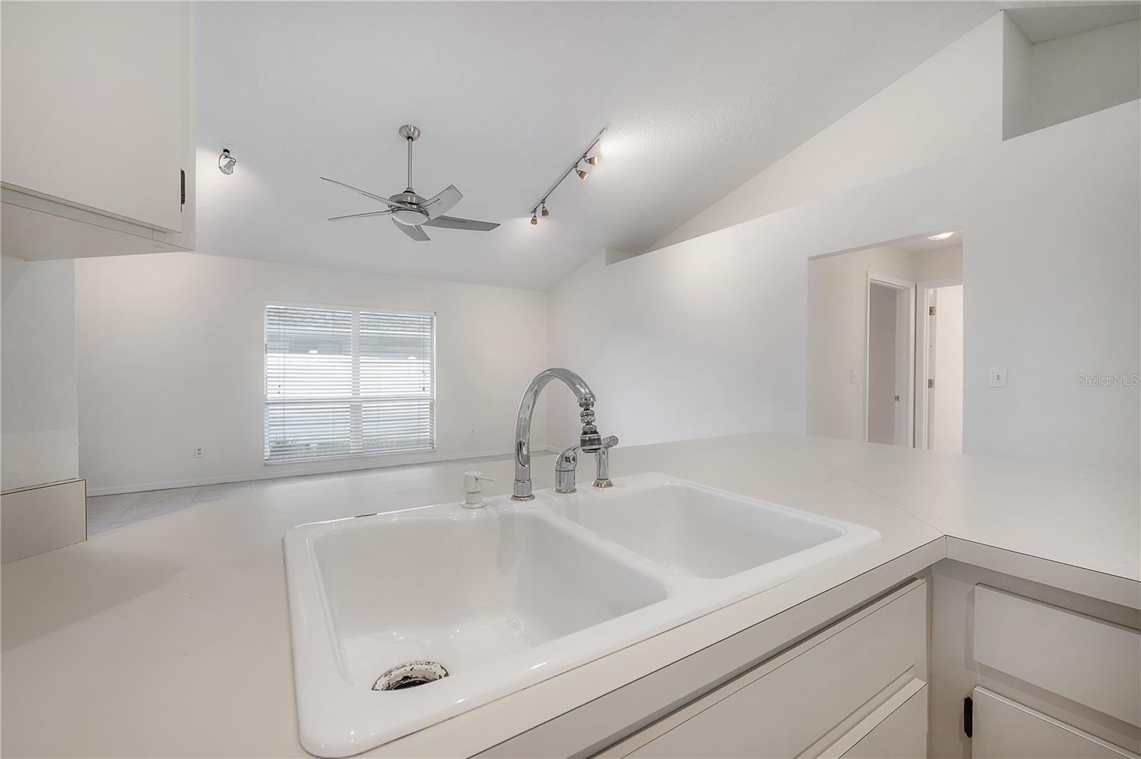 15121 HEATHRIDGE DR, TAMPA, FL, 33625