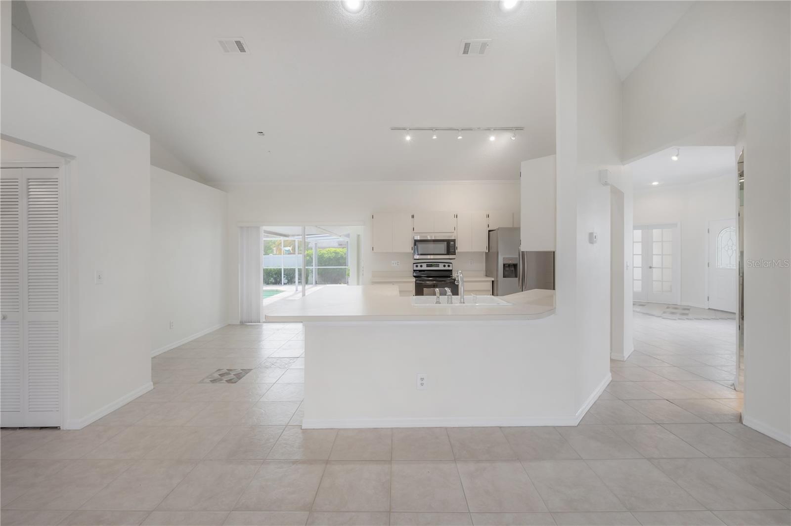 15121 HEATHRIDGE DR, TAMPA, FL, 33625