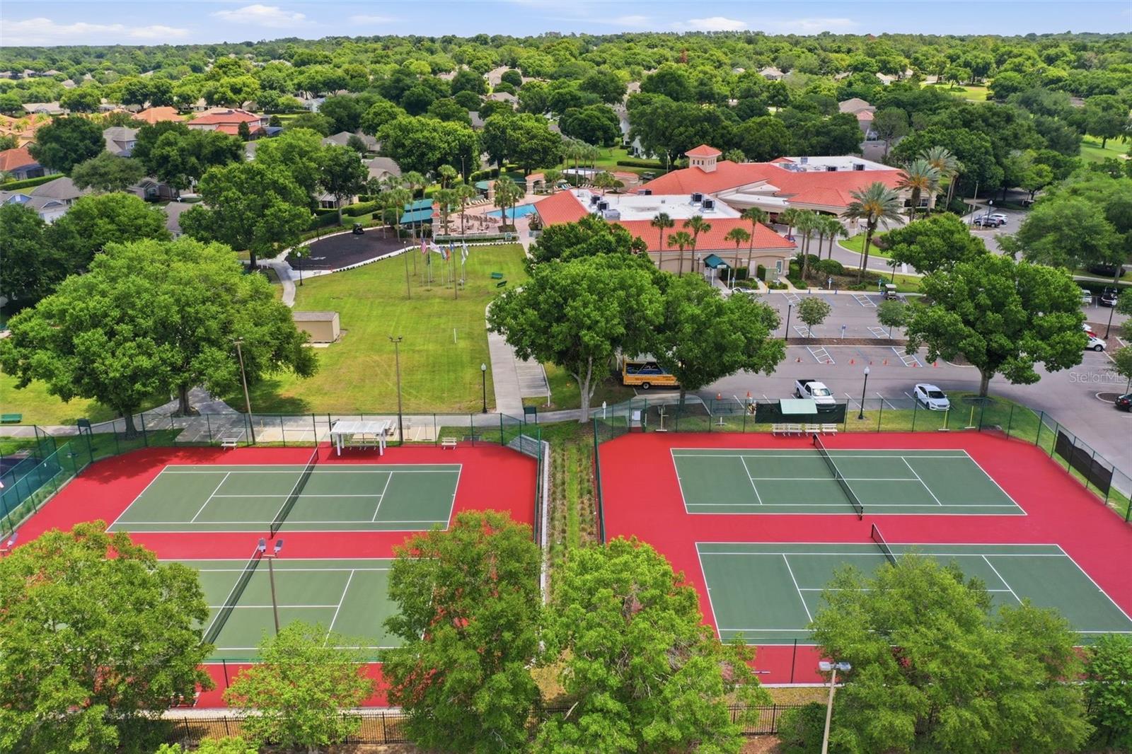 4084 CAPLAND AVE, CLERMONT, FL, 34711
