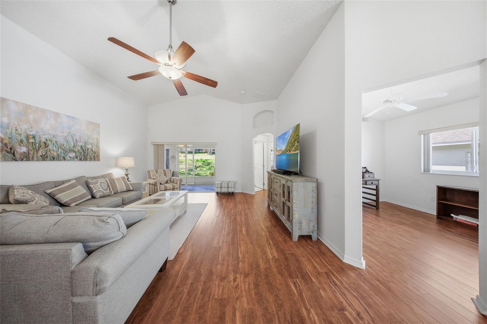 4084 CAPLAND AVE, CLERMONT, FL, 34711
