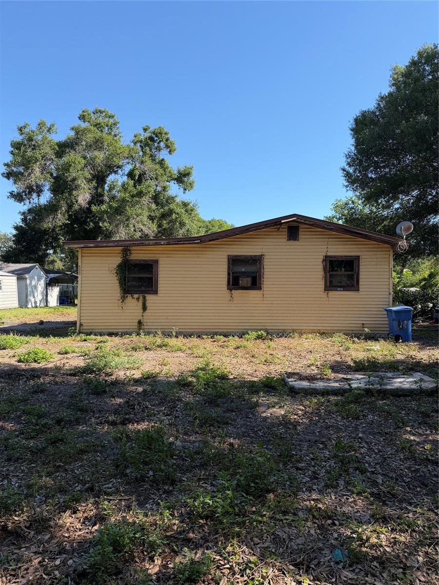 10114 E COLUMBUS DR, TAMPA, FL, 33619