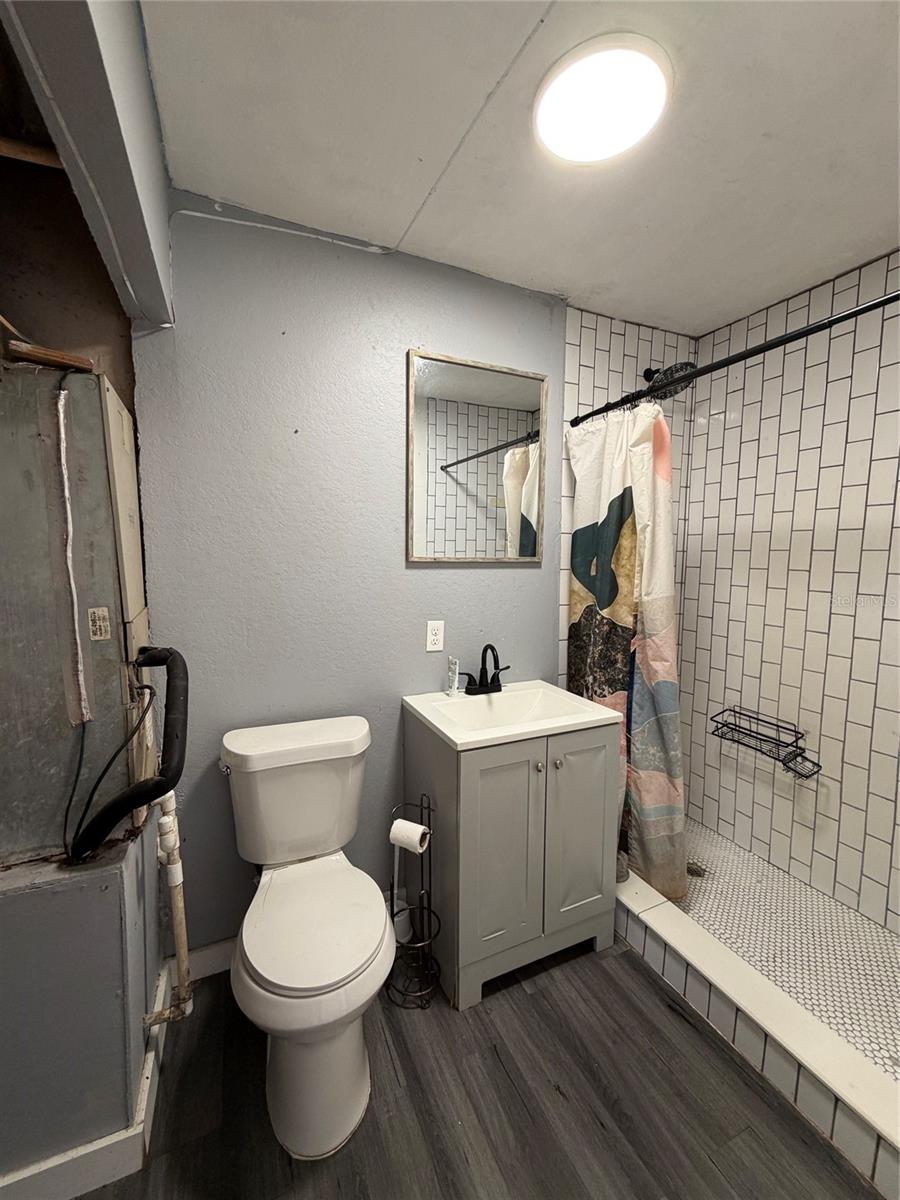 10114 E COLUMBUS DR, TAMPA, FL, 33619