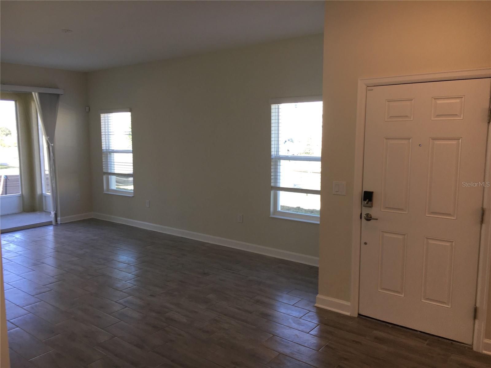 1050 QUAKER RIDGE LN, DAVENPORT, FL, 33896