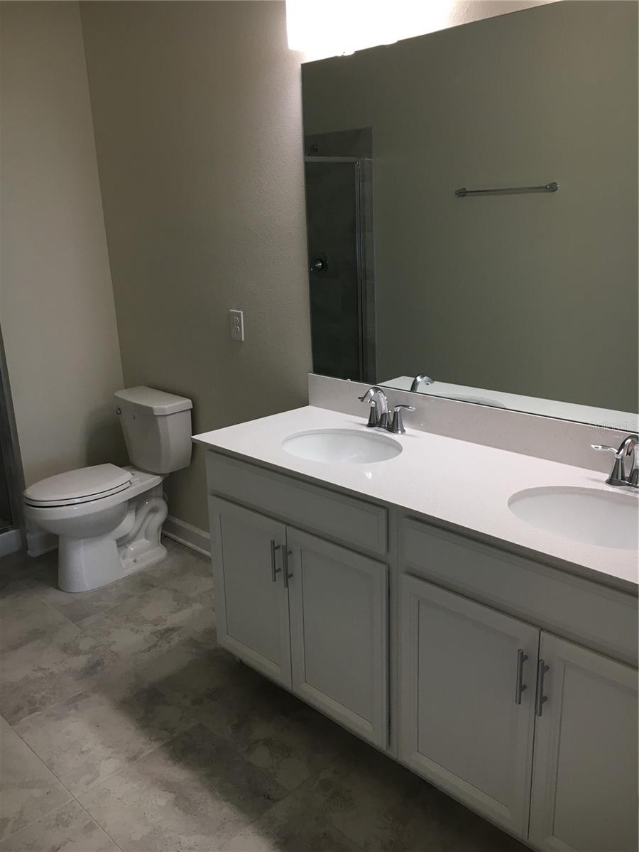 1050 QUAKER RIDGE LN, DAVENPORT, FL, 33896
