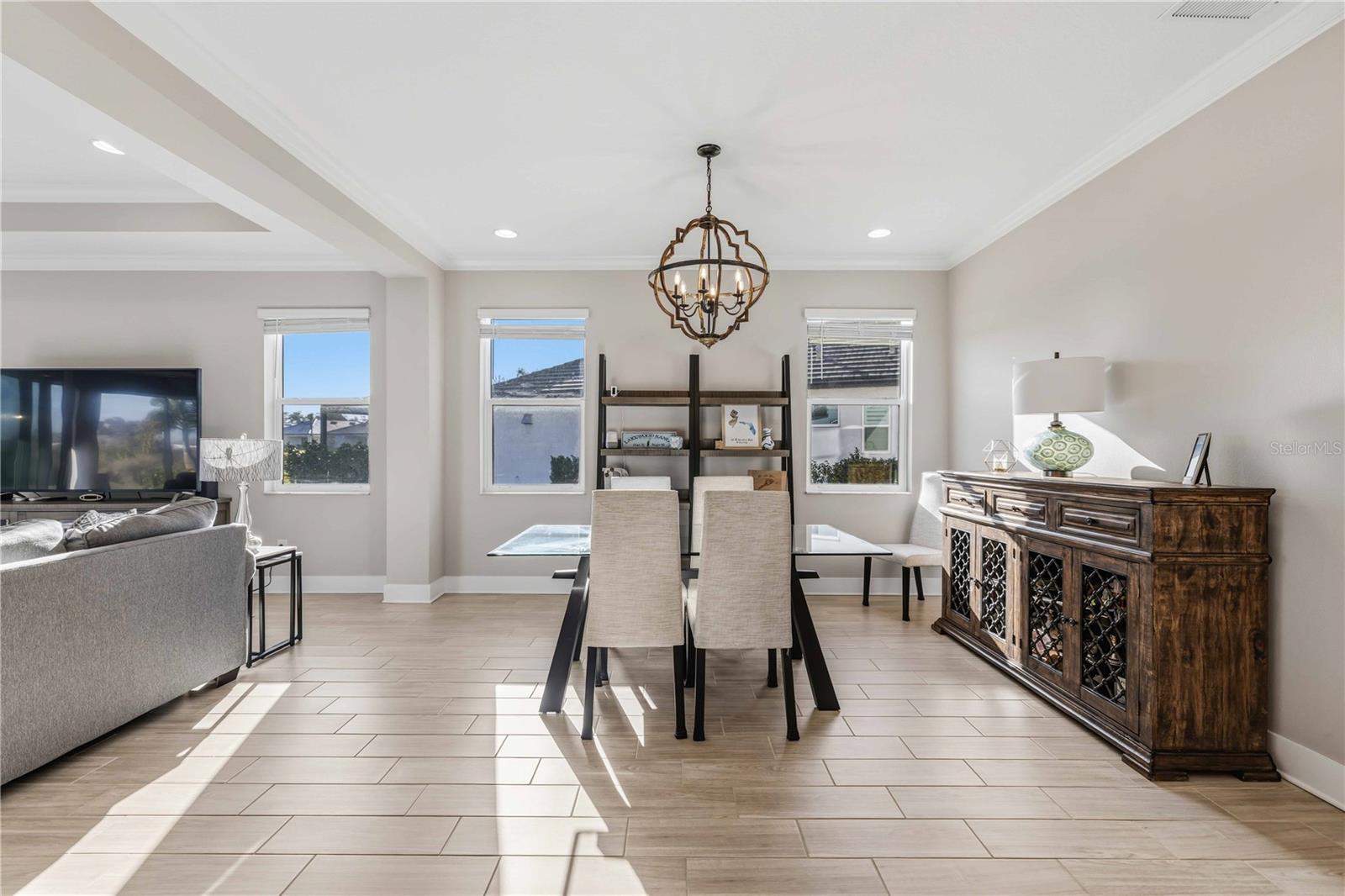 17109 SWEETWATER VILLAGE DR, LAKEWOOD RANCH, FL, 34211