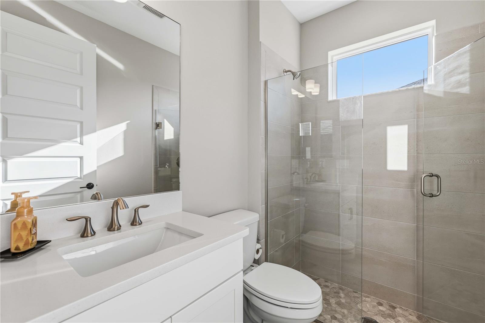17109 SWEETWATER VILLAGE DR, LAKEWOOD RANCH, FL, 34211
