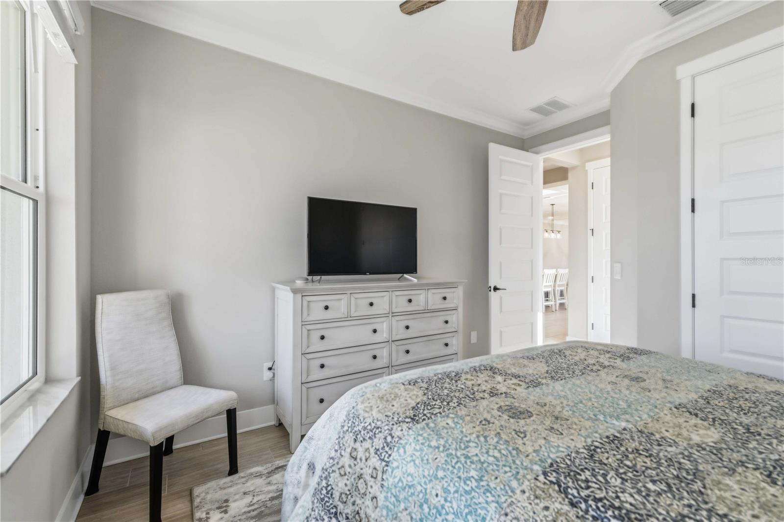 17109 SWEETWATER VILLAGE DR, LAKEWOOD RANCH, FL, 34211