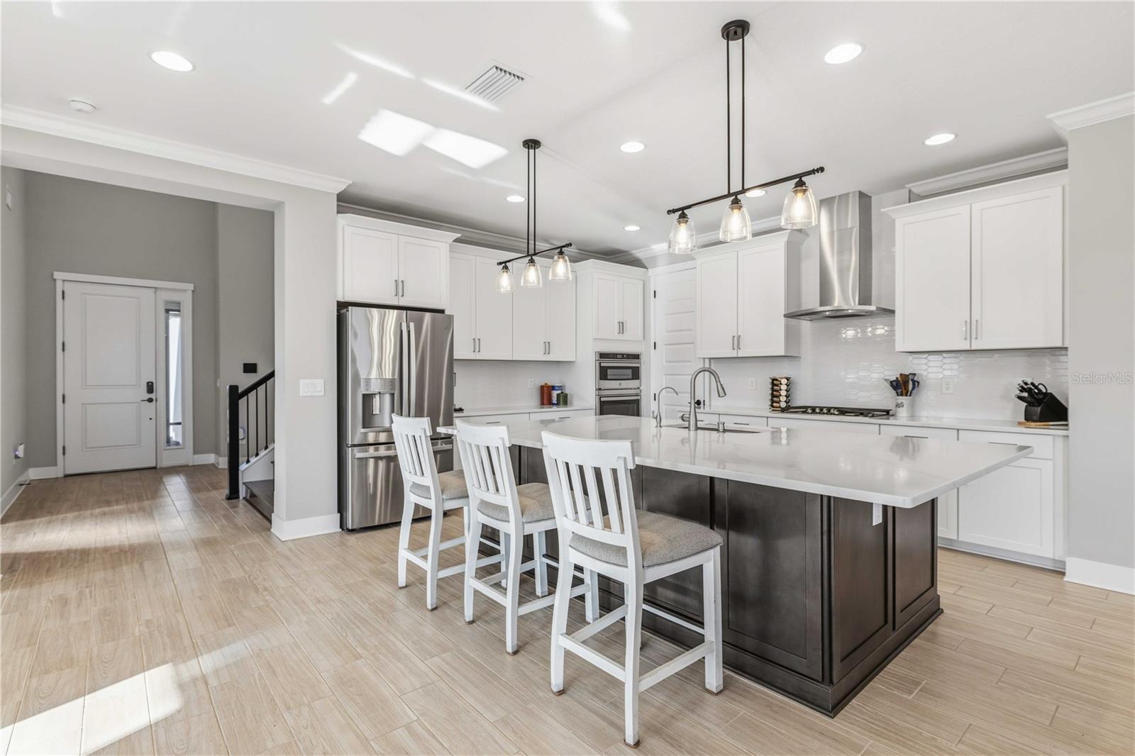 17109 SWEETWATER VILLAGE DR, LAKEWOOD RANCH, FL, 34211