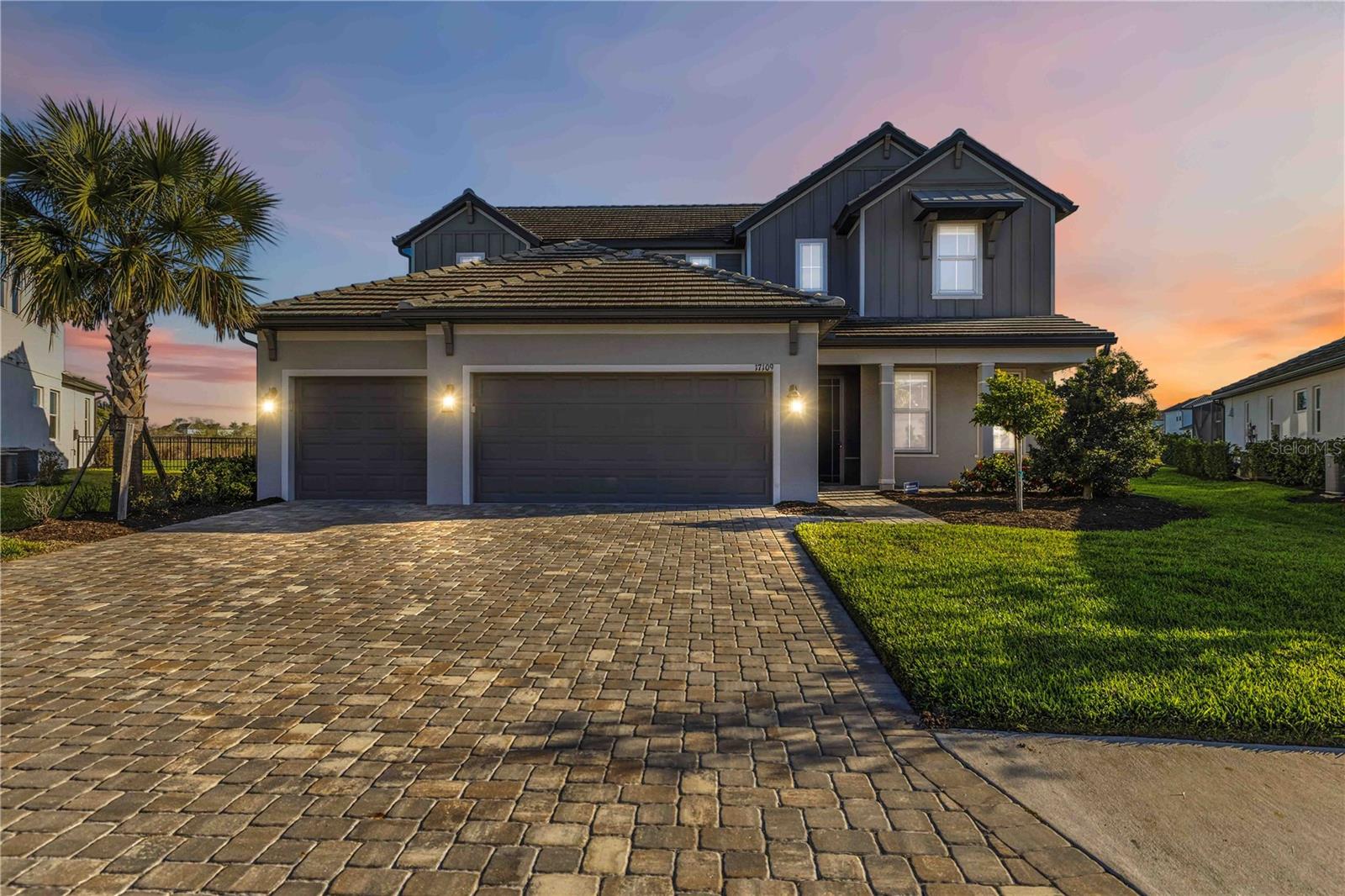 17109 SWEETWATER VILLAGE DR, LAKEWOOD RANCH, FL, 34211