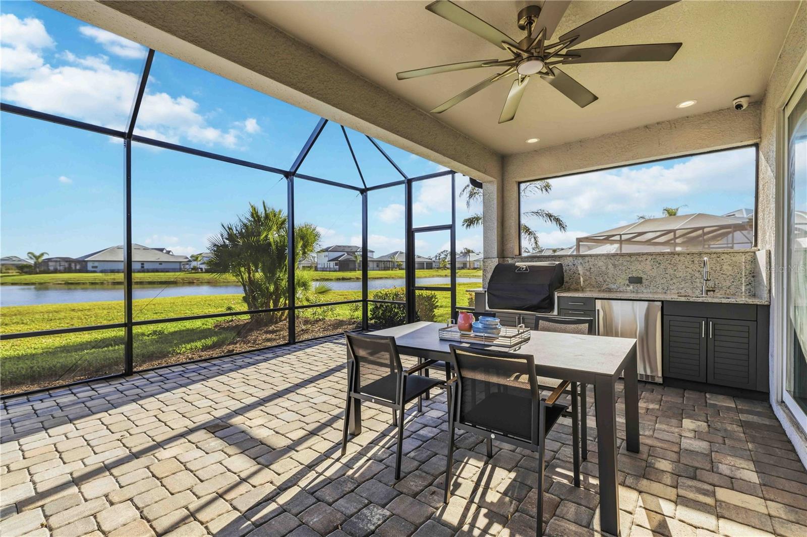 17109 SWEETWATER VILLAGE DR, LAKEWOOD RANCH, FL, 34211