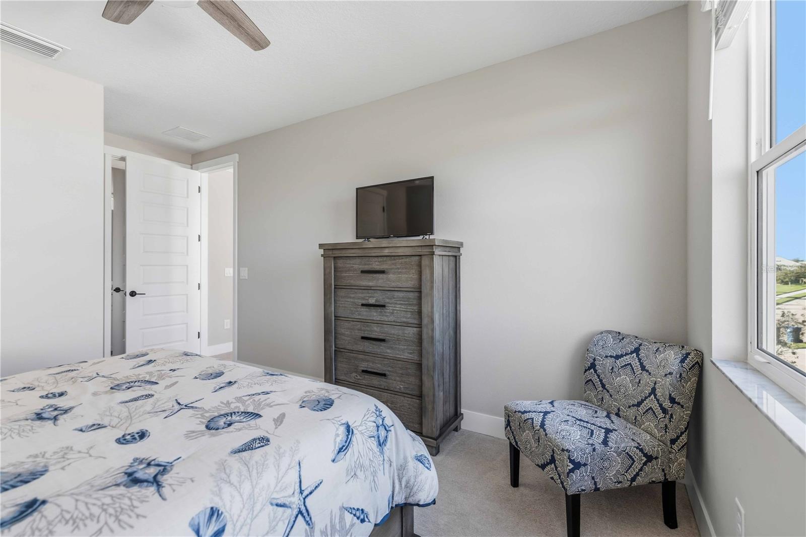 17109 SWEETWATER VILLAGE DR, LAKEWOOD RANCH, FL, 34211