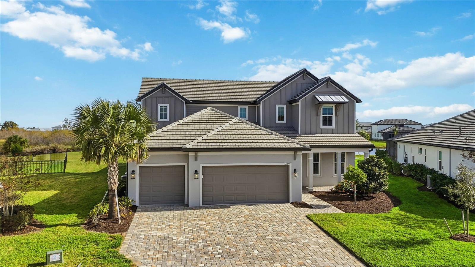 17109 SWEETWATER VILLAGE DR, LAKEWOOD RANCH, FL, 34211