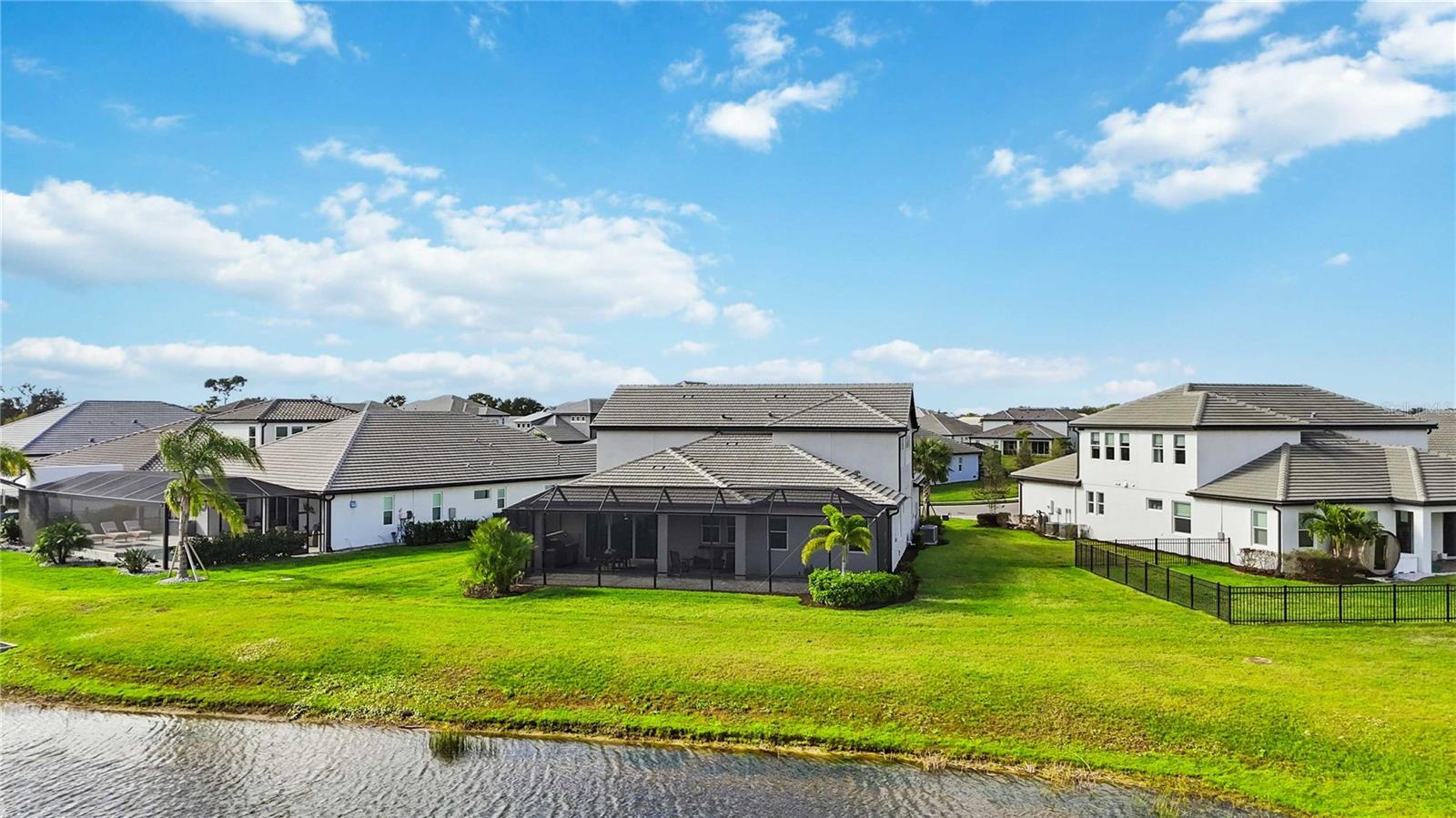 17109 SWEETWATER VILLAGE DR, LAKEWOOD RANCH, FL, 34211