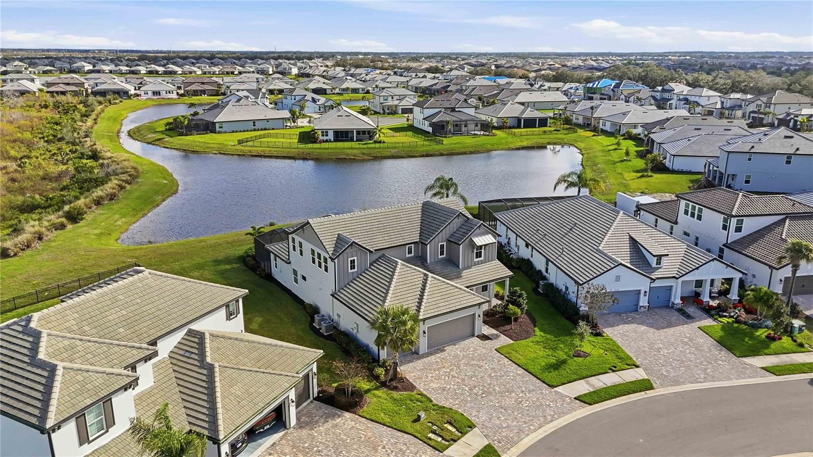 17109 SWEETWATER VILLAGE DR, LAKEWOOD RANCH, FL, 34211