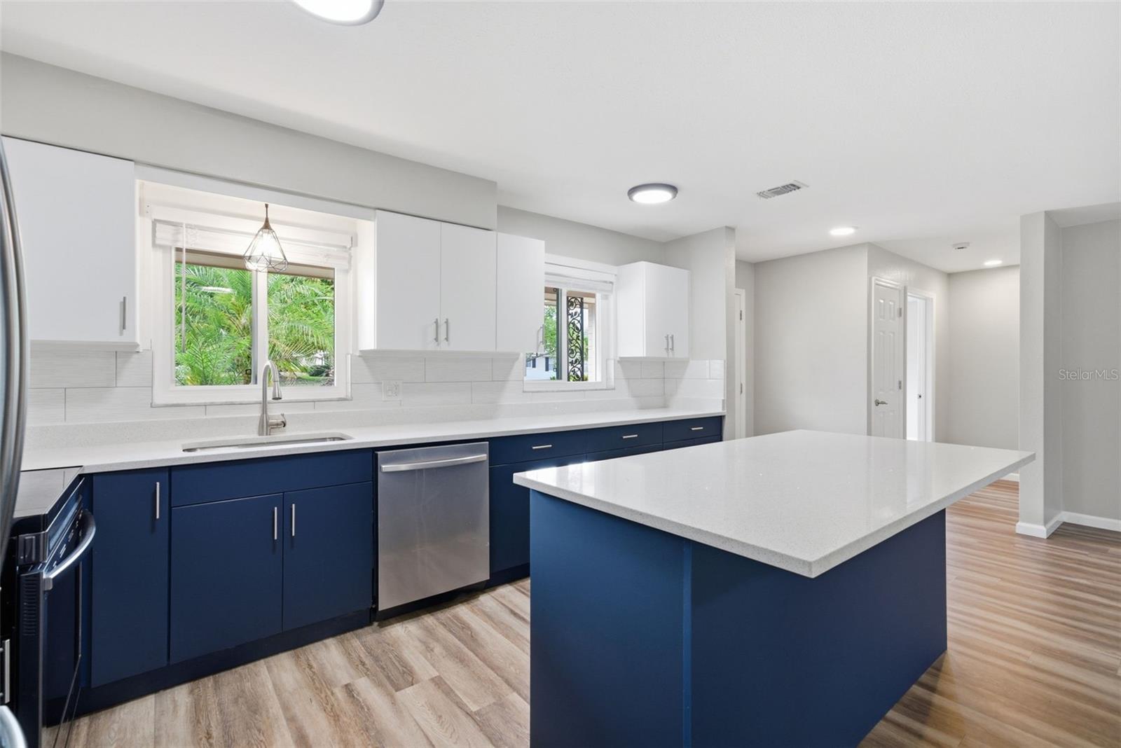 2465 BRENTWOOD DR, CLEARWATER, FL, 33764