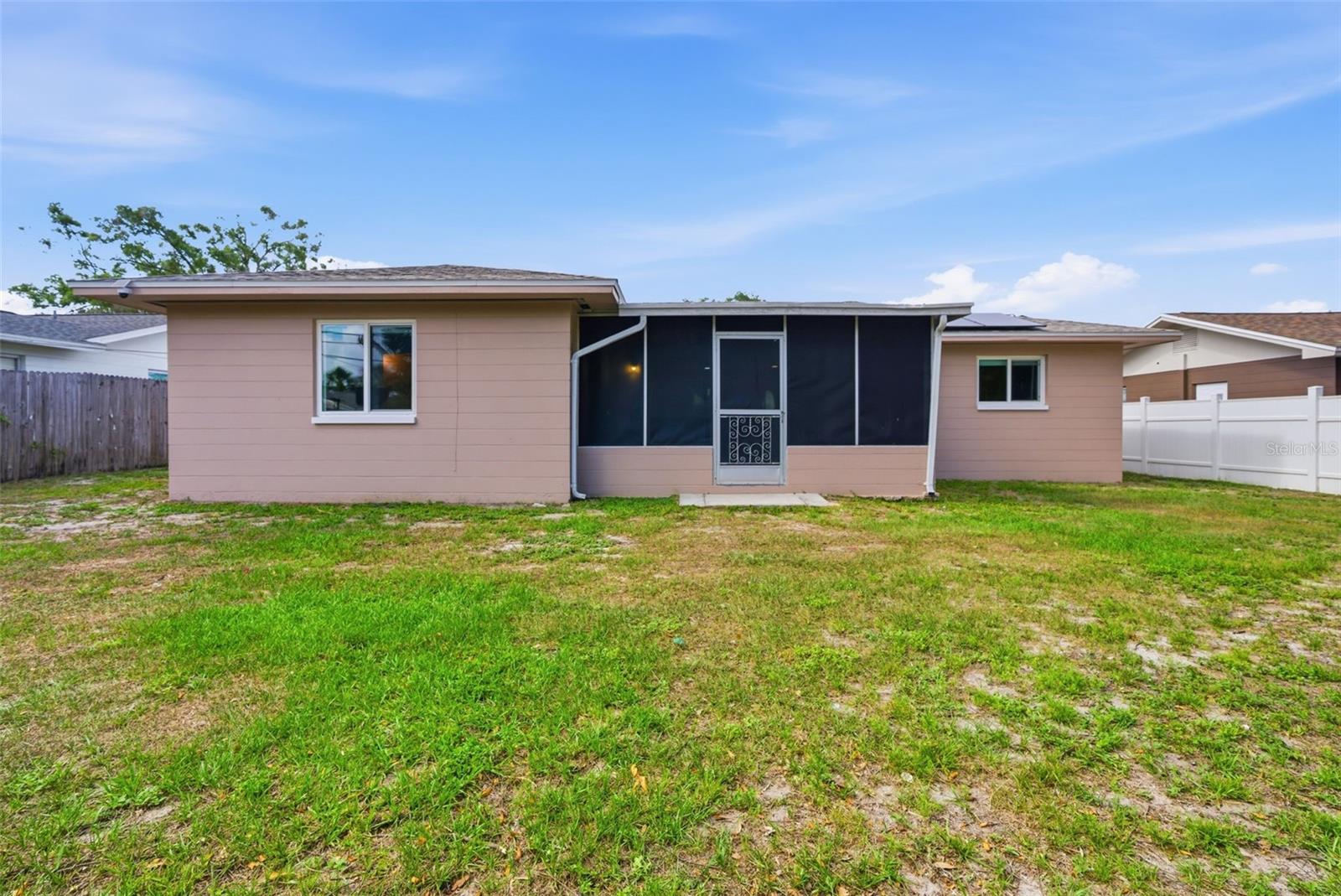 2465 BRENTWOOD DR, CLEARWATER, FL, 33764