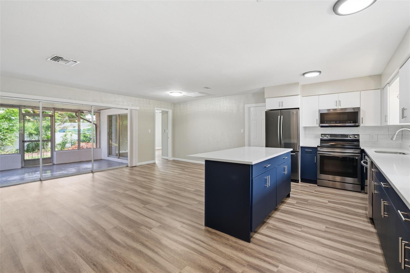 2465 BRENTWOOD DR, CLEARWATER, FL, 33764