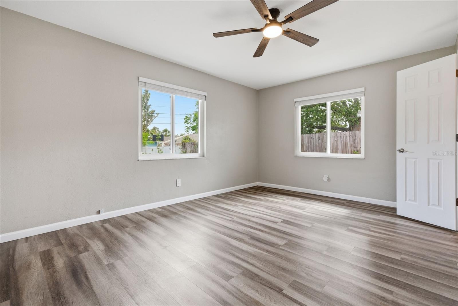 2465 BRENTWOOD DR, CLEARWATER, FL, 33764