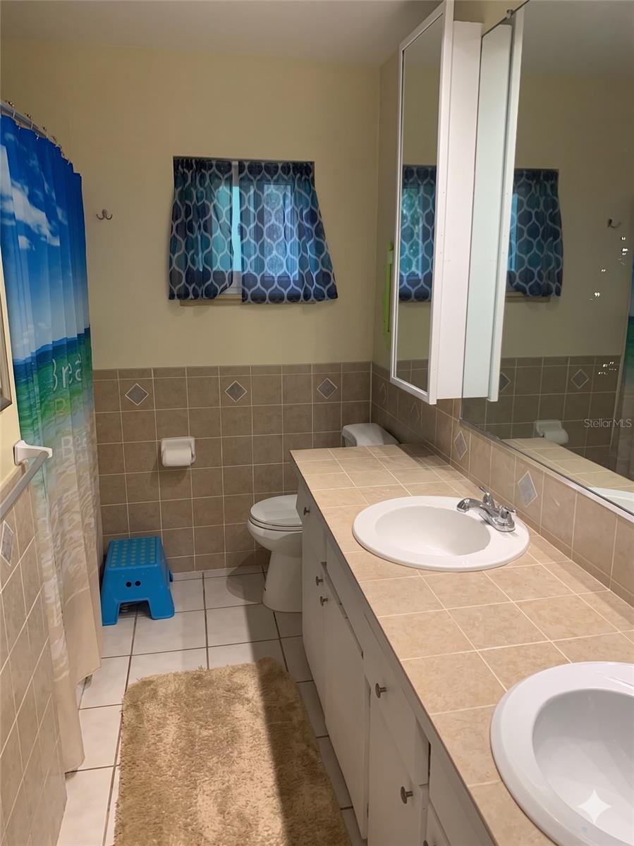 3 ELIZABETH DR E, PALM COAST, FL, 32137