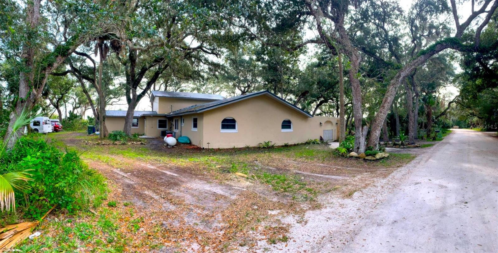 3 ELIZABETH DR E, PALM COAST, FL, 32137