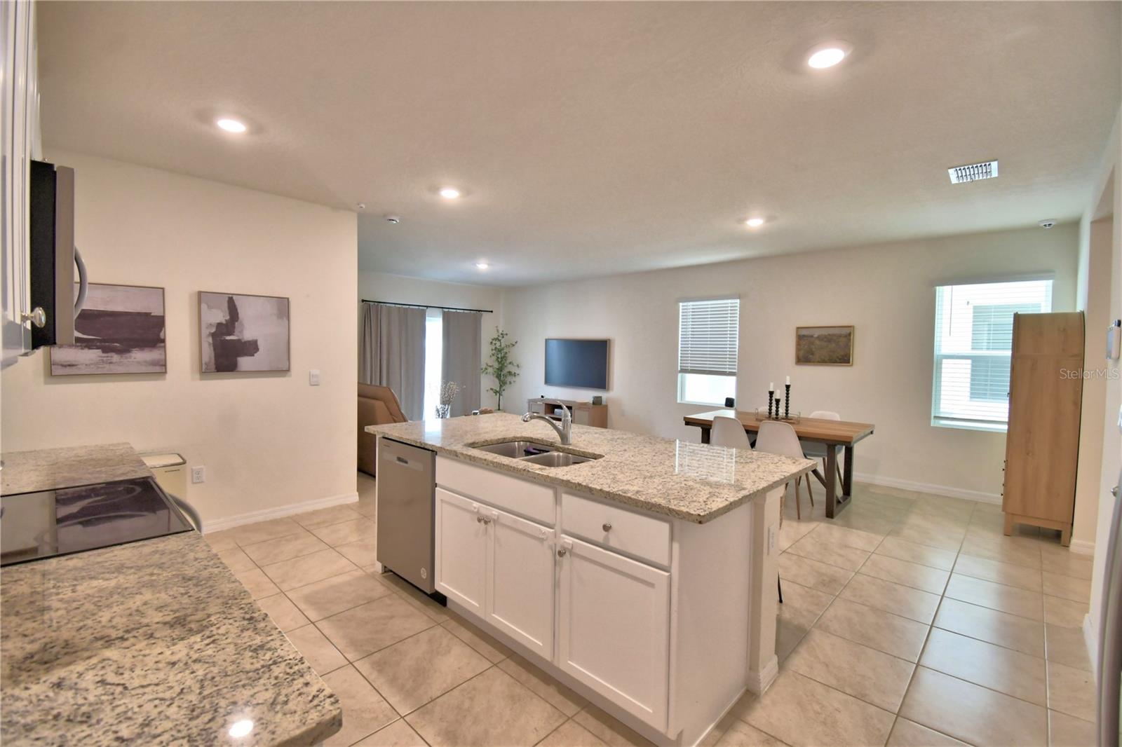 2839 MOULIN RD, DAVENPORT, FL, 33837