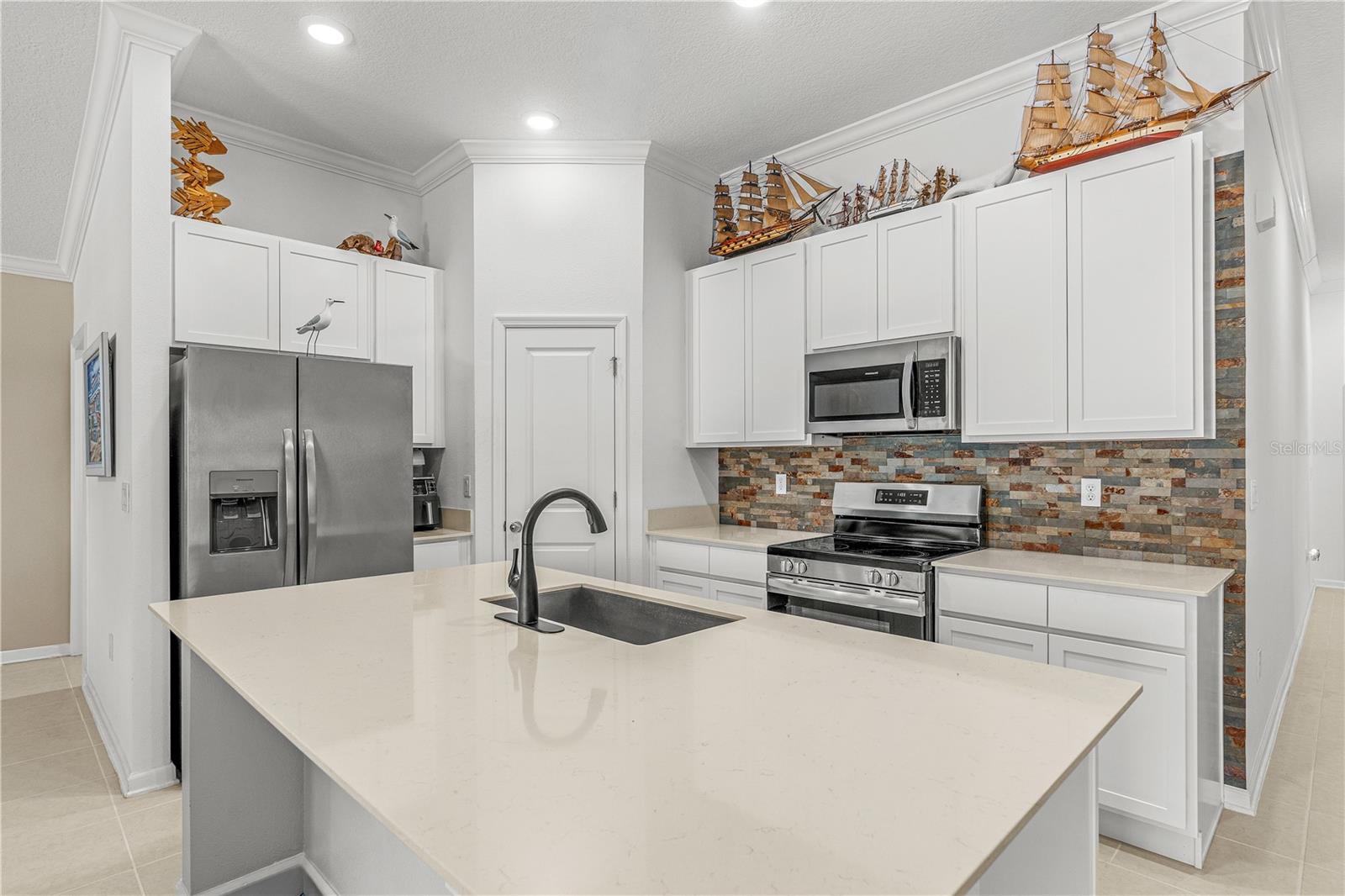 5317 DIAMONDLEAF DR, EDGEWATER, FL, 32141