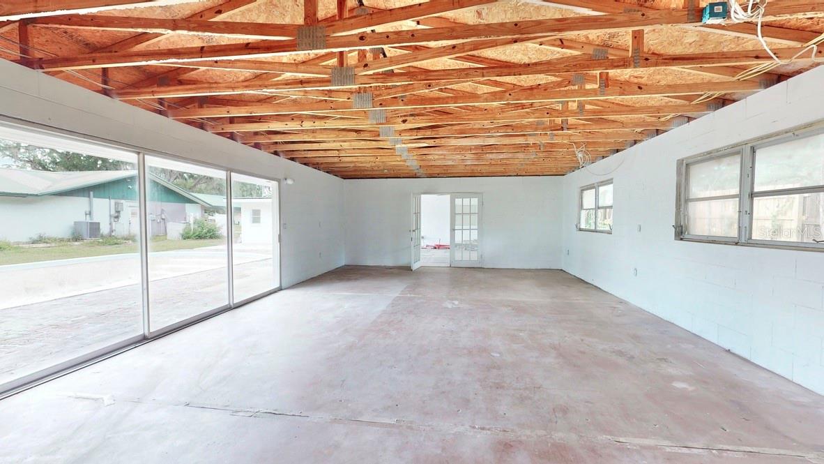2305 NEW JERSEY RD, LAKELAND, FL, 33803