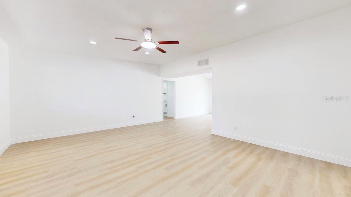 2305 NEW JERSEY RD, LAKELAND, FL, 33803