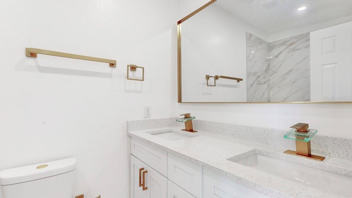 2305 NEW JERSEY RD, LAKELAND, FL, 33803