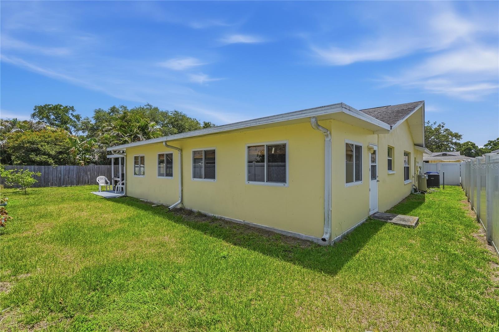 1634 DALE CIR N, DUNEDIN, FL, 34698
