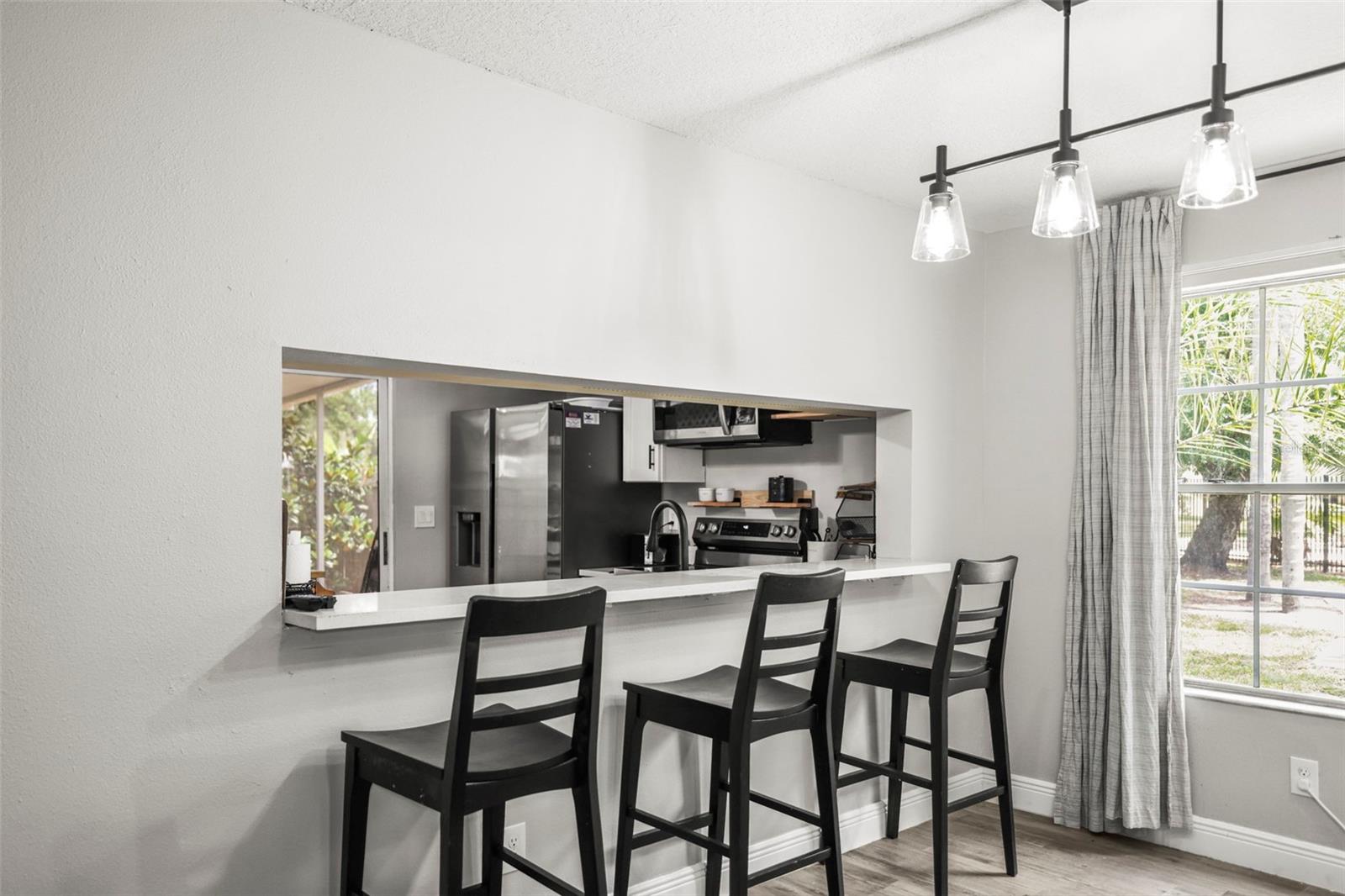 933 HAMILTON CT, PALM HARBOR, FL, 34683
