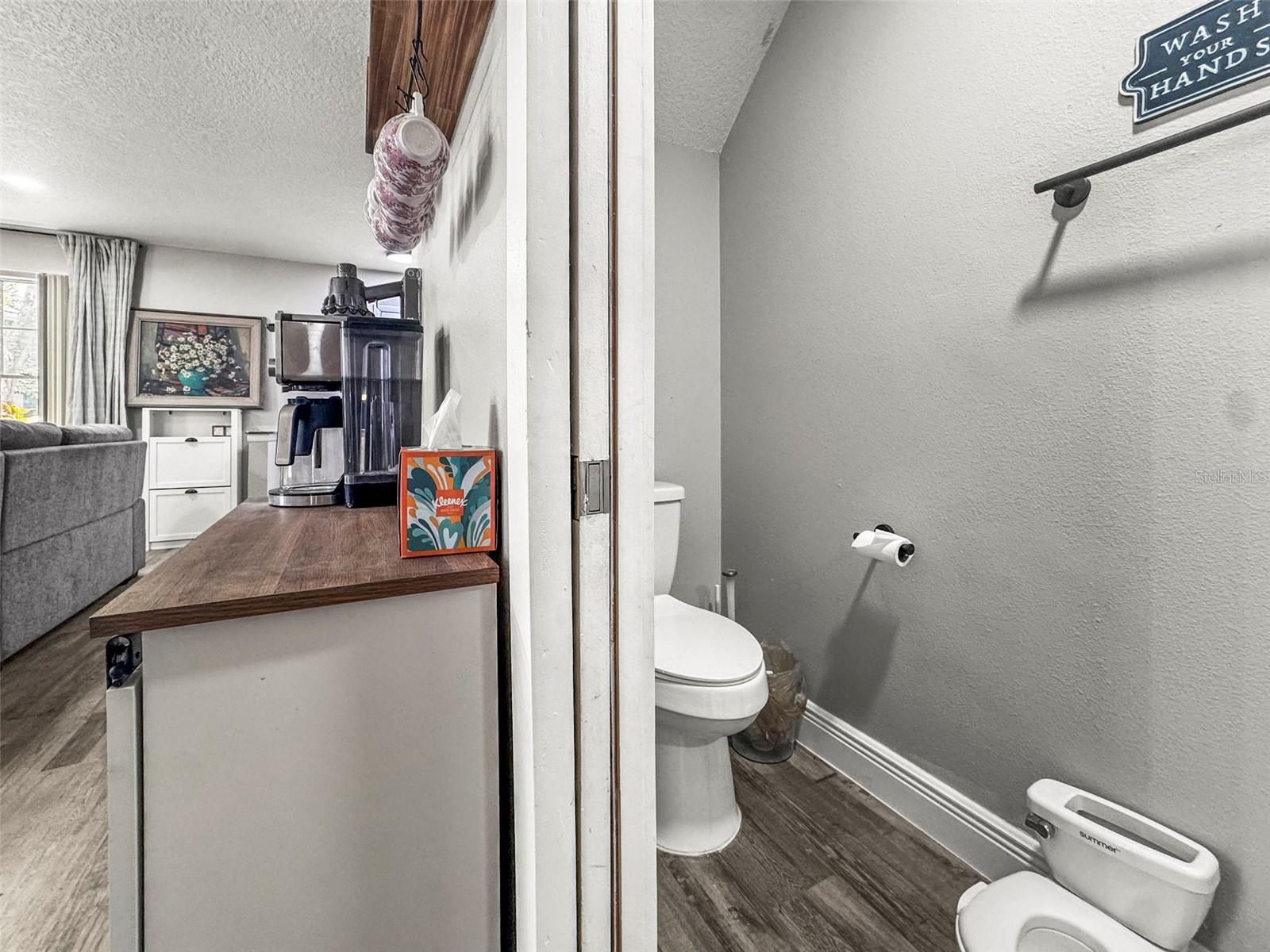 933 HAMILTON CT, PALM HARBOR, FL, 34683