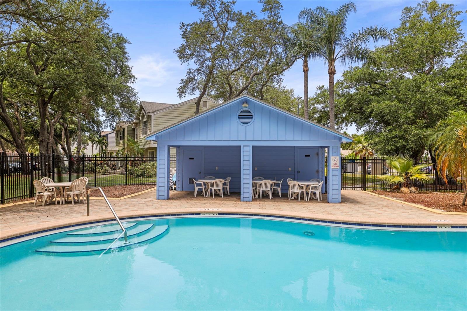 933 HAMILTON CT, PALM HARBOR, FL, 34683