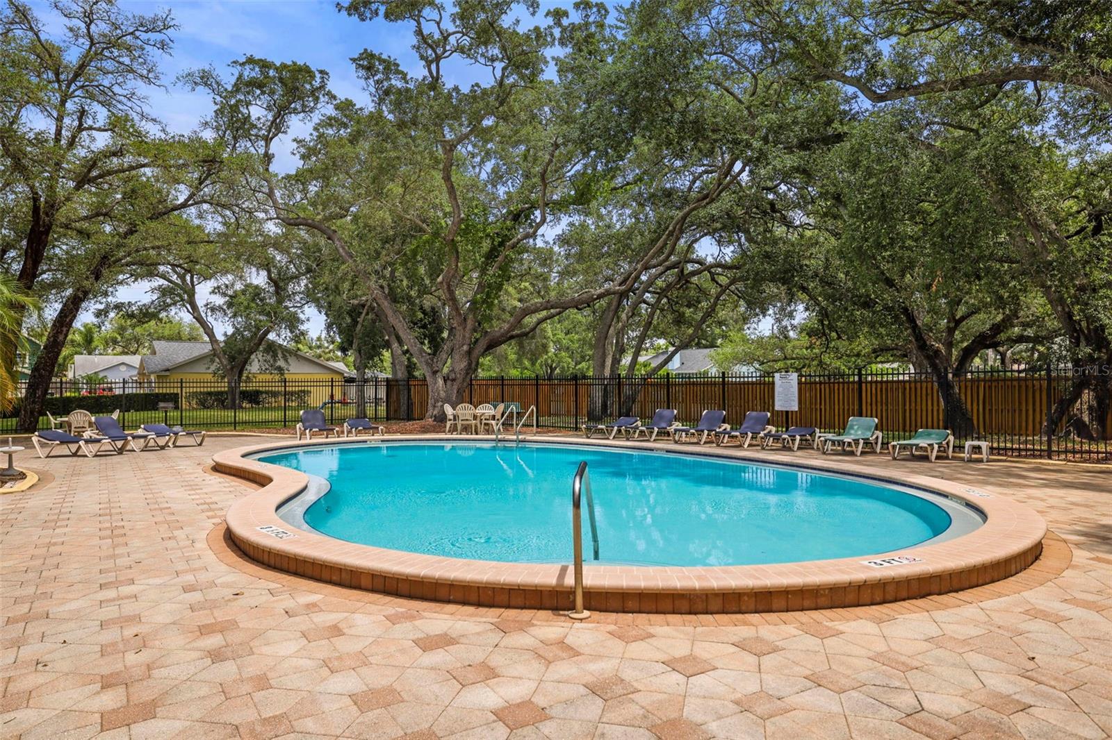 933 HAMILTON CT, PALM HARBOR, FL, 34683