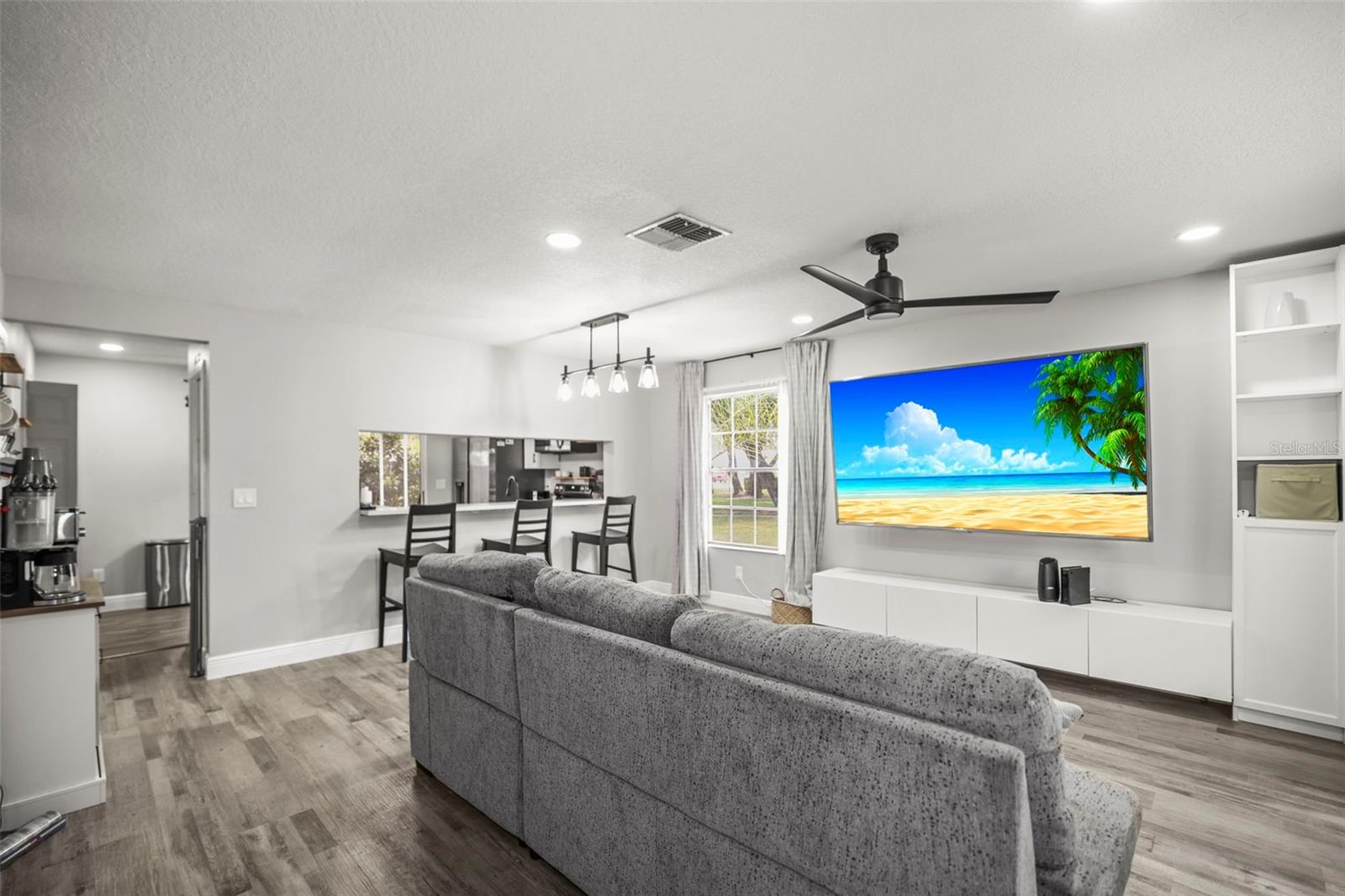 933 HAMILTON CT, PALM HARBOR, FL, 34683