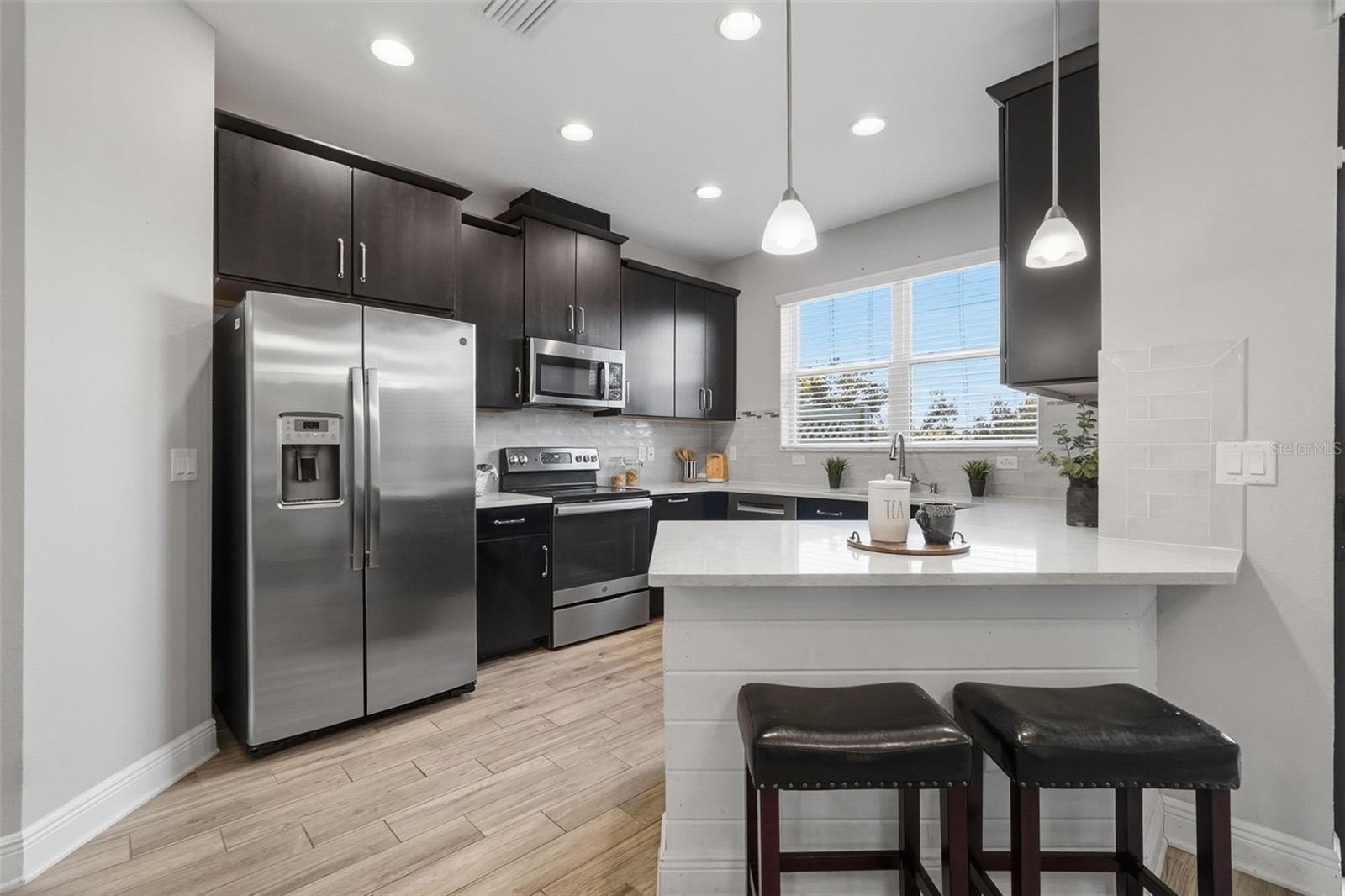 30183 SOUTHWELL LN, WESLEY CHAPEL, FL, 33543
