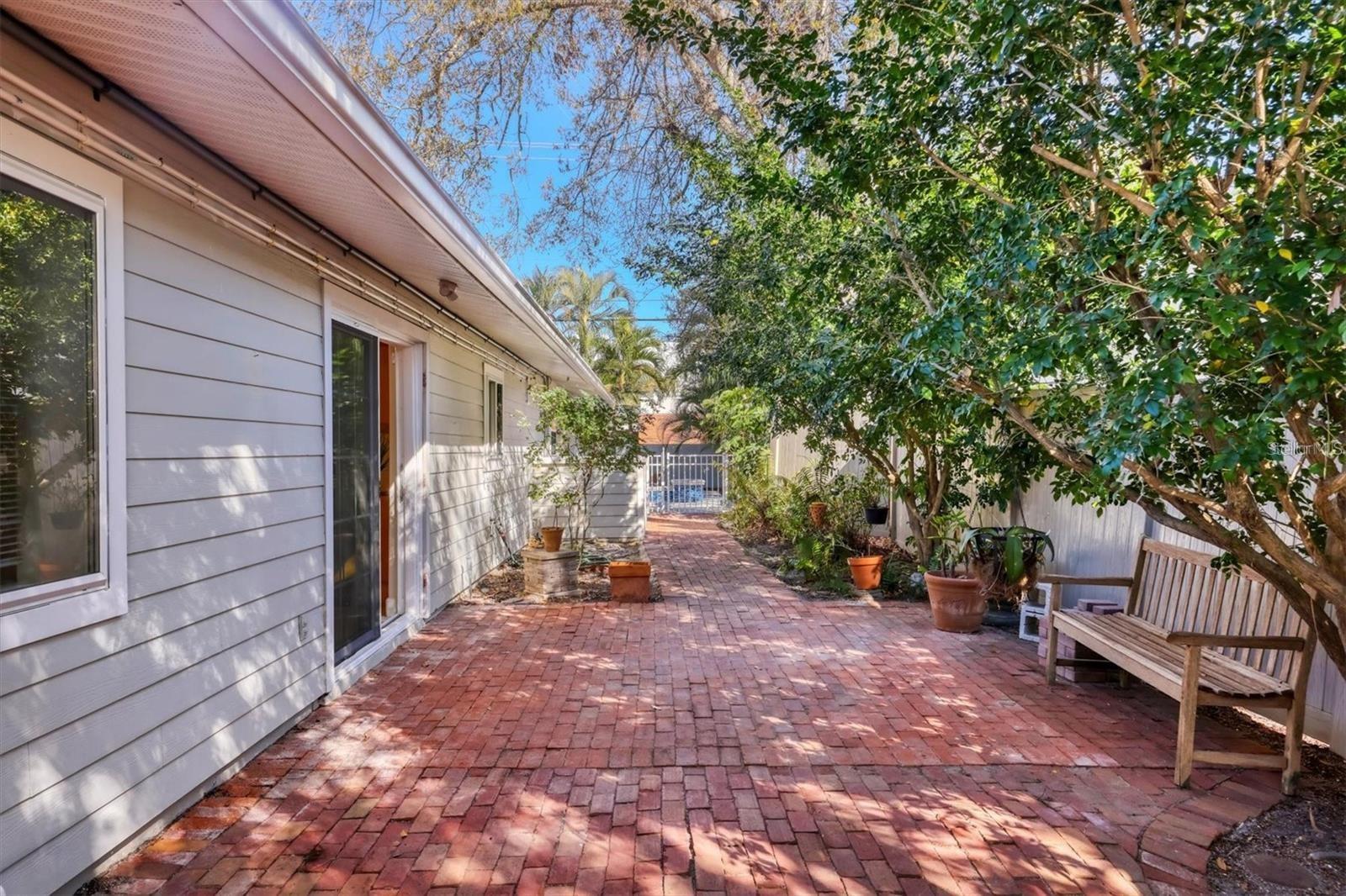 1792 FLOYD ST, SARASOTA, FL, 34239