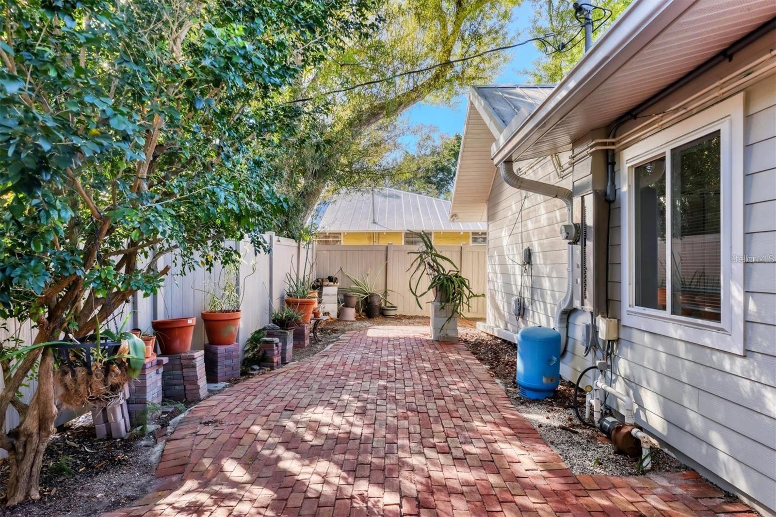 1792 FLOYD ST, SARASOTA, FL, 34239